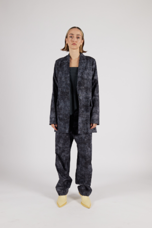 STRAIGHT JACKET / pixel blue